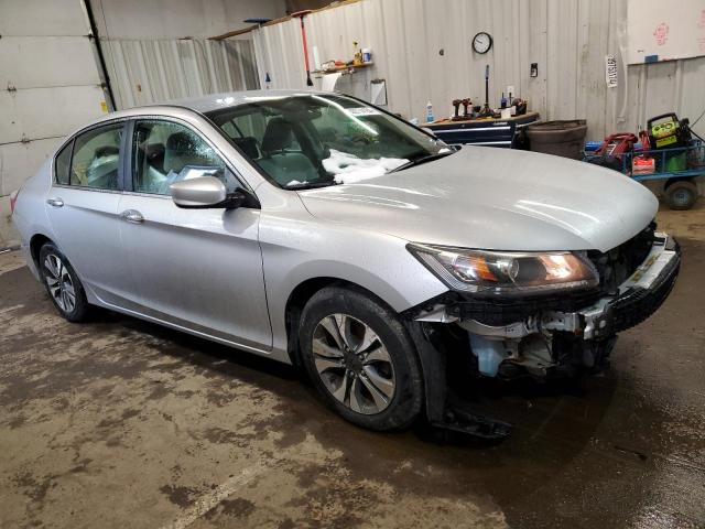 Photo 3 VIN: 1HGCR2F34DA001668 - HONDA ACCORD 