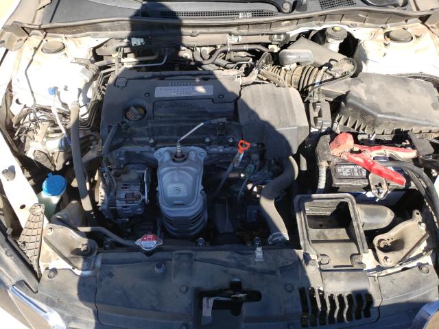 Photo 6 VIN: 1HGCR2F34DA030216 - HONDA ACCORD LX 