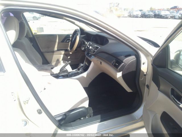 Photo 4 VIN: 1HGCR2F34DA082199 - HONDA ACCORD SDN 