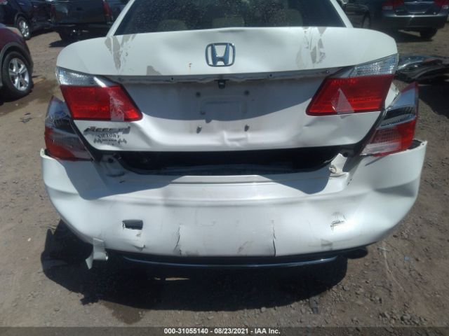 Photo 5 VIN: 1HGCR2F34DA097978 - HONDA ACCORD SDN 