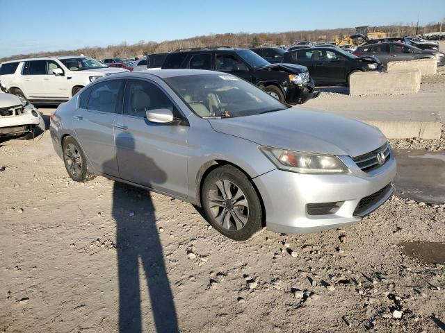 Photo 3 VIN: 1HGCR2F34DA142756 - HONDA ACCORD LX 