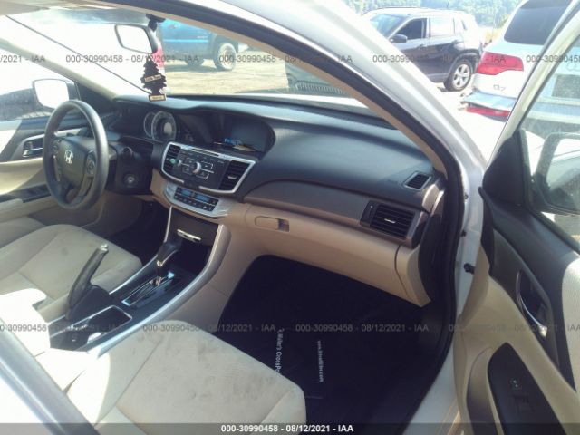 Photo 4 VIN: 1HGCR2F34DA175384 - HONDA ACCORD SDN 