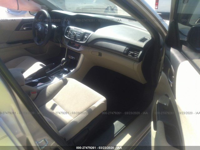 Photo 4 VIN: 1HGCR2F34DA186093 - HONDA ACCORD SDN 