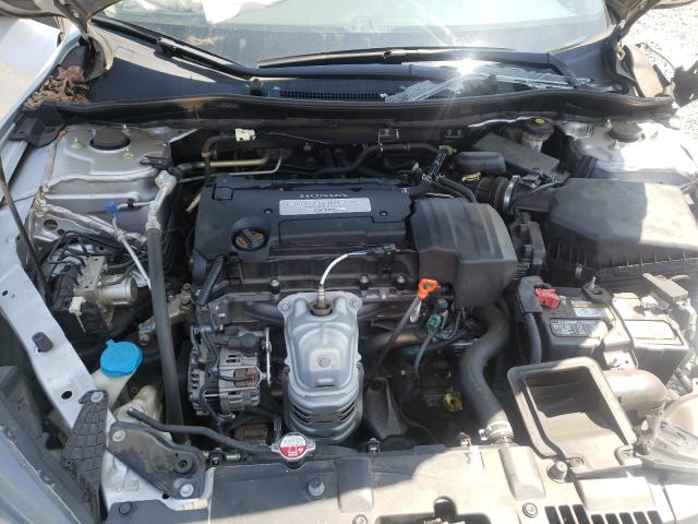 Photo 6 VIN: 1HGCR2F34DA188426 - HONDA ACCORD LX 