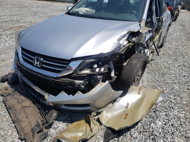 Photo 8 VIN: 1HGCR2F34DA188426 - HONDA ACCORD LX 