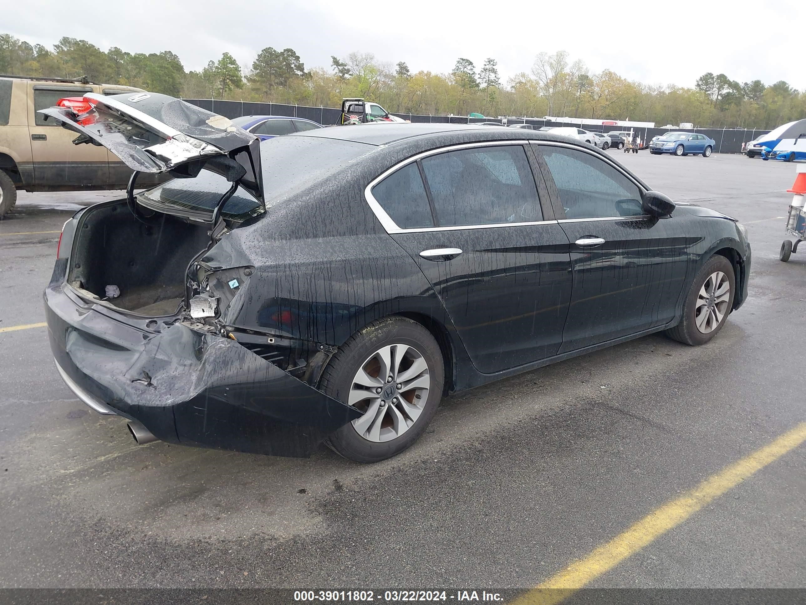 Photo 3 VIN: 1HGCR2F34DA208044 - HONDA ACCORD 