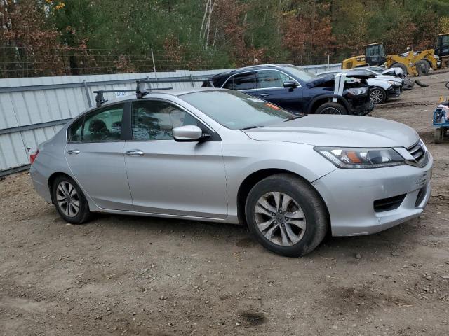 Photo 3 VIN: 1HGCR2F34DA211249 - HONDA ACCORD LX 