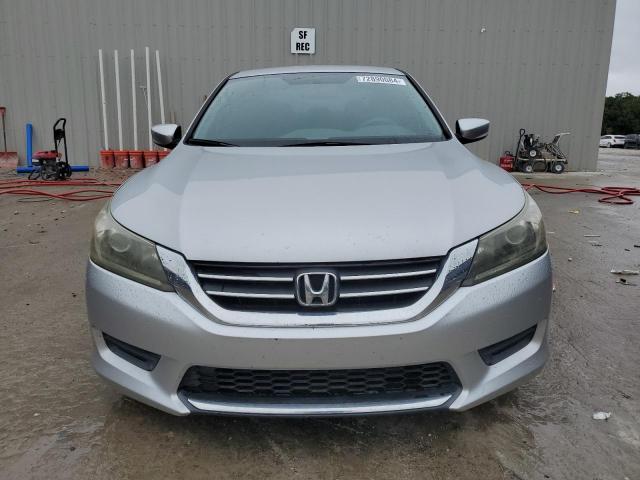 Photo 4 VIN: 1HGCR2F34DA250911 - HONDA ACCORD LX 