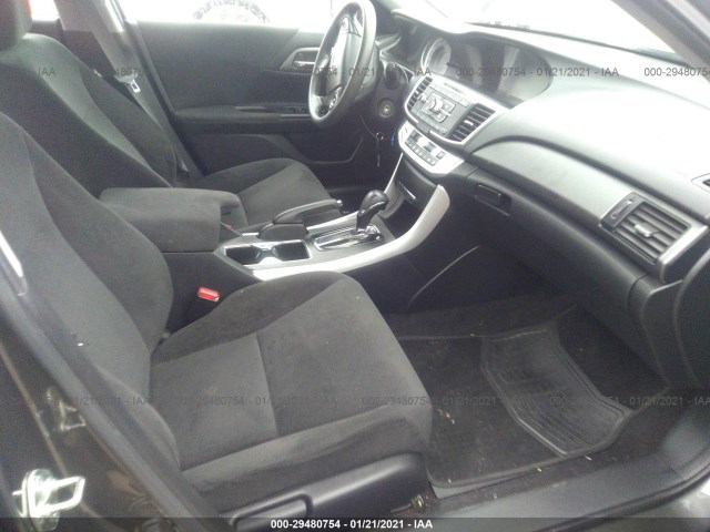 Photo 4 VIN: 1HGCR2F34DA269555 - HONDA ACCORD SDN 