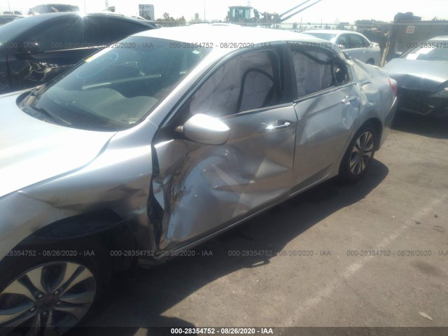 Photo 5 VIN: 1HGCR2F34EA014373 - HONDA ACCORD SEDAN 