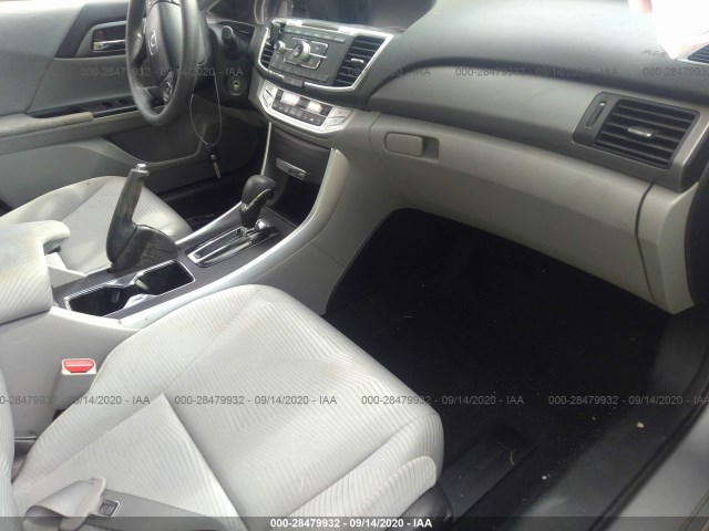 Photo 4 VIN: 1HGCR2F34EA120094 - HONDA ACCORD SEDAN 