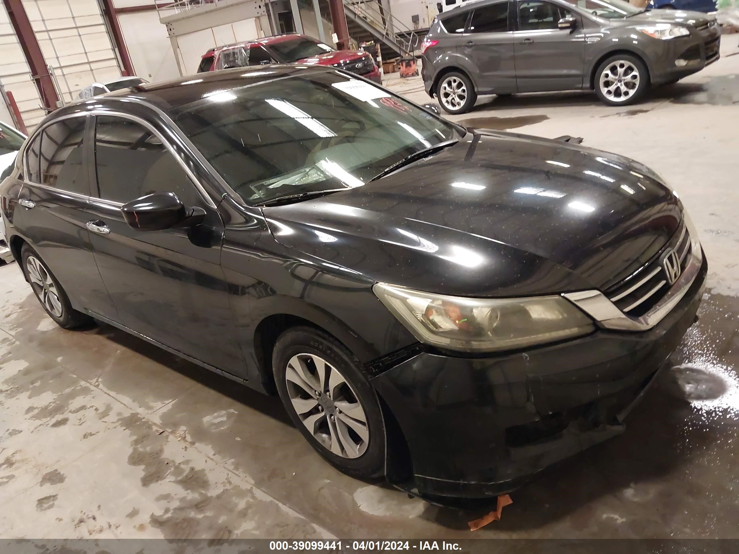 Photo 1 VIN: 1HGCR2F34EA174107 - HONDA ACCORD 