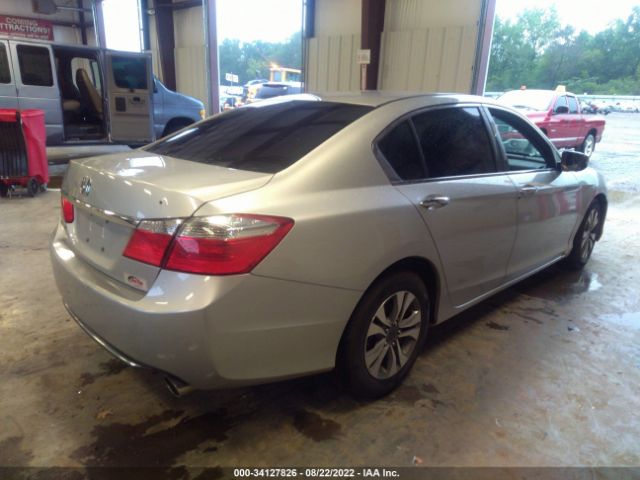 Photo 3 VIN: 1HGCR2F34EA227937 - HONDA ACCORD SEDAN 