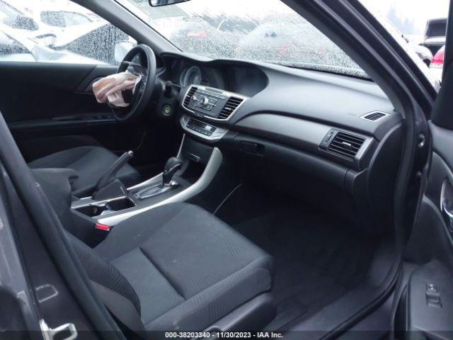 Photo 4 VIN: 1HGCR2F34FA007408 - HONDA ACCORD 