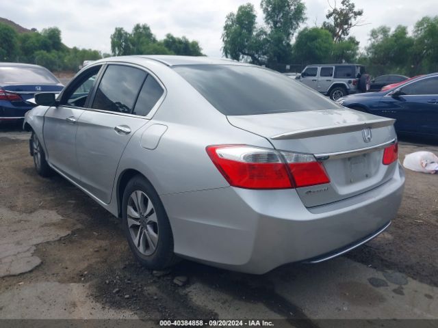 Photo 2 VIN: 1HGCR2F34FA047083 - HONDA ACCORD 