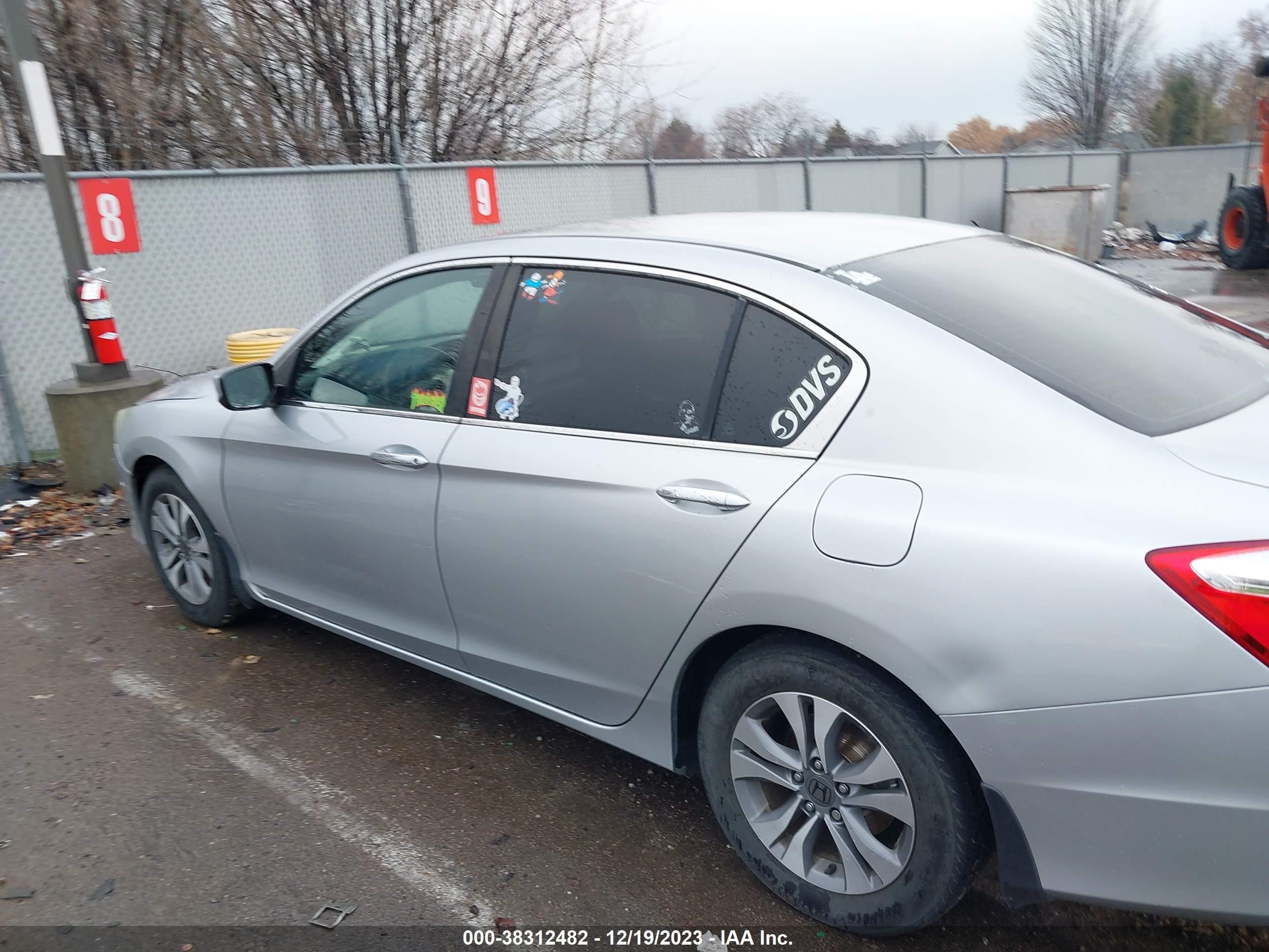 Photo 13 VIN: 1HGCR2F34FA066099 - HONDA ACCORD 