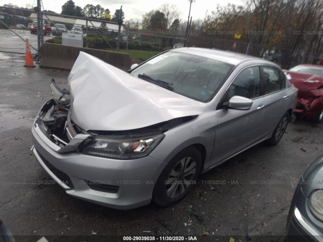 Photo 1 VIN: 1HGCR2F34FA093366 - HONDA ACCORD SEDAN 