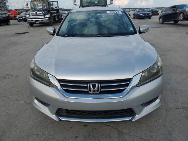 Photo 4 VIN: 1HGCR2F34FA142906 - HONDA ACCORD LX 