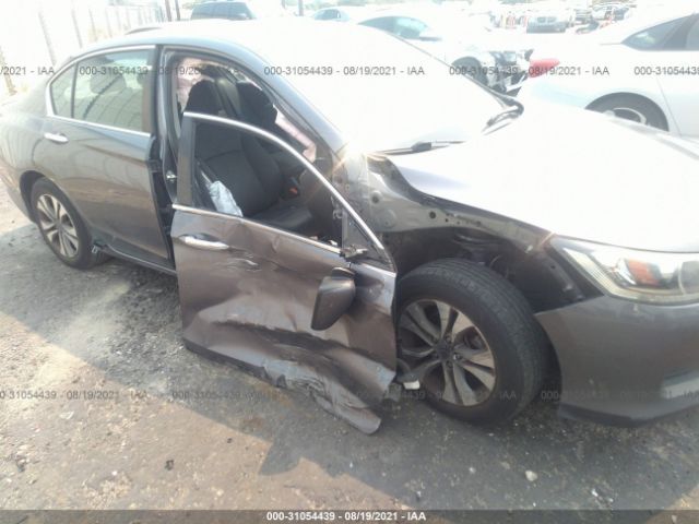 Photo 5 VIN: 1HGCR2F34FA216941 - HONDA ACCORD SEDAN 