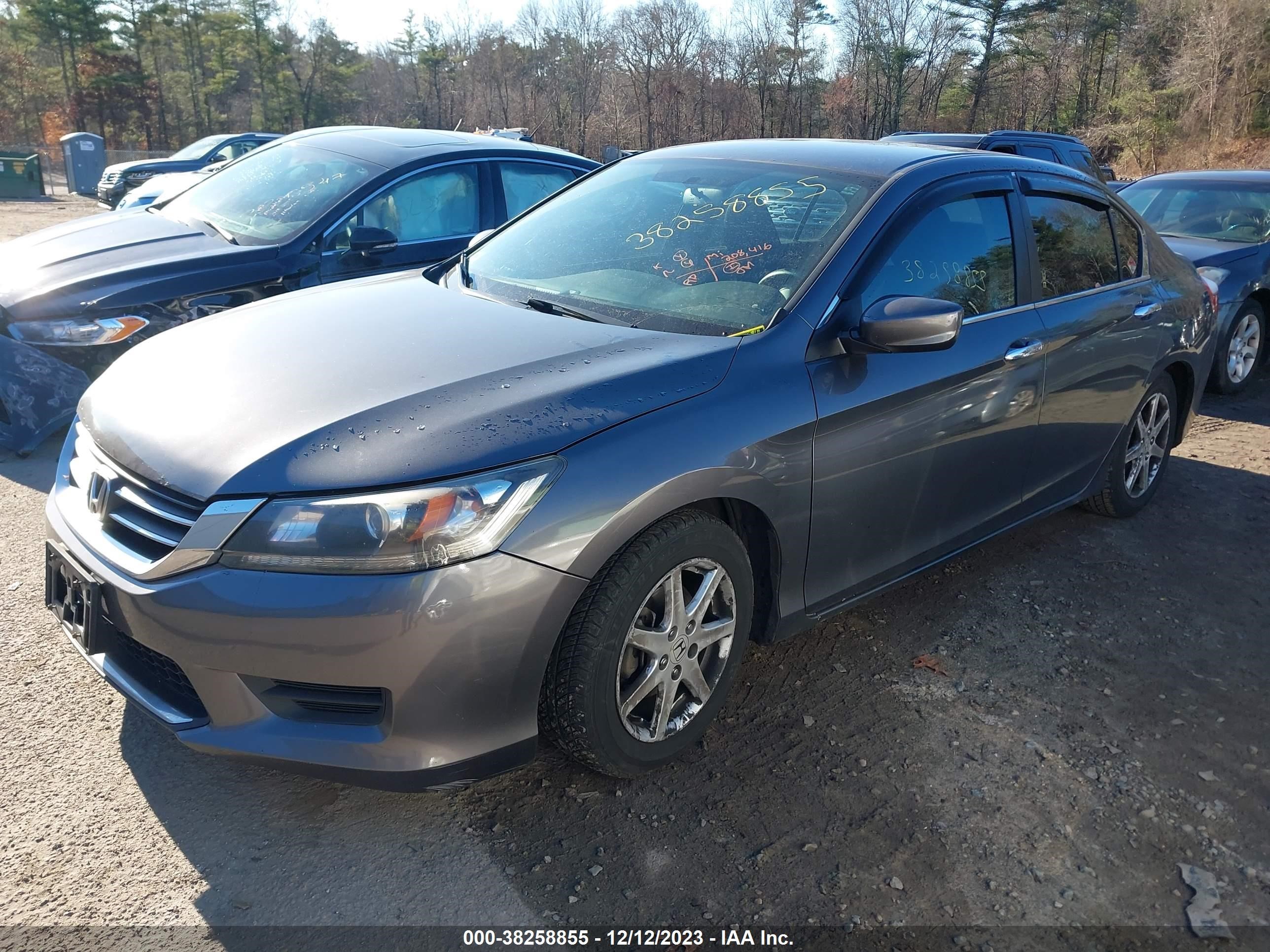 Photo 1 VIN: 1HGCR2F34FA236798 - HONDA ACCORD 