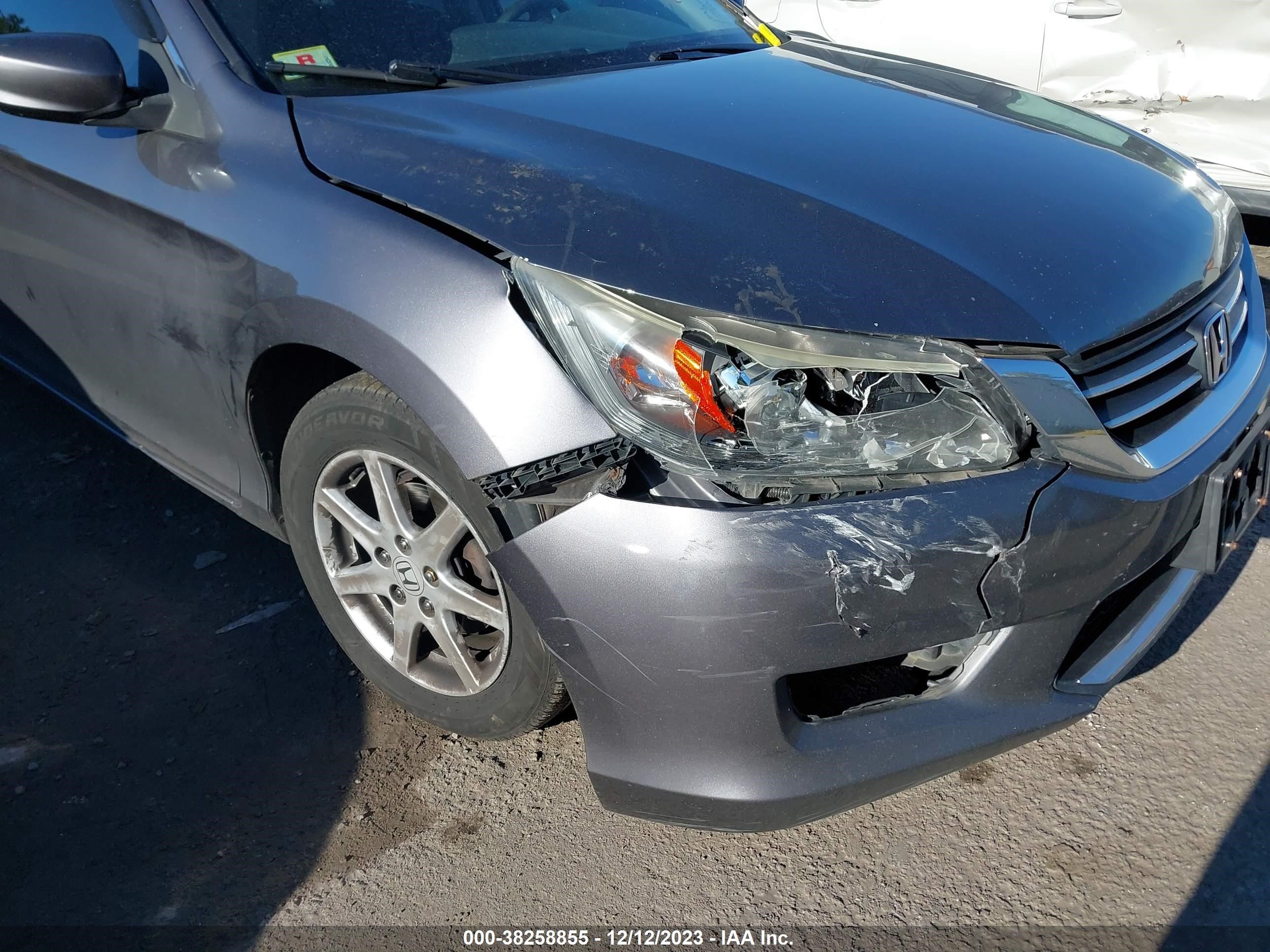 Photo 5 VIN: 1HGCR2F34FA236798 - HONDA ACCORD 