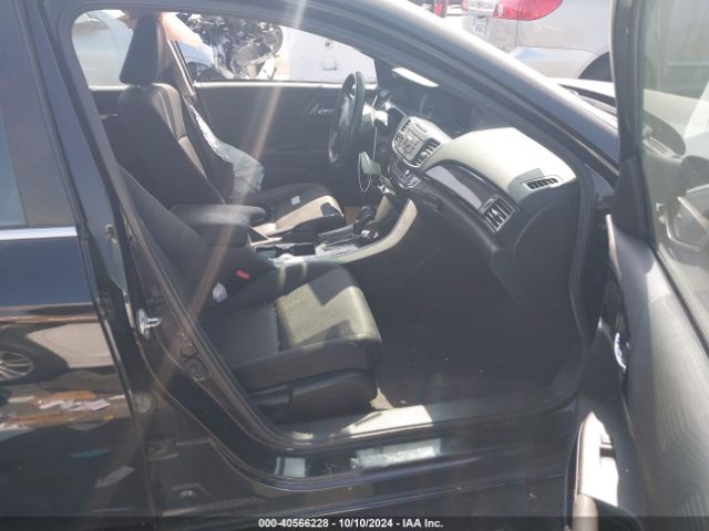 Photo 4 VIN: 1HGCR2F34GA030446 - HONDA ACCORD 