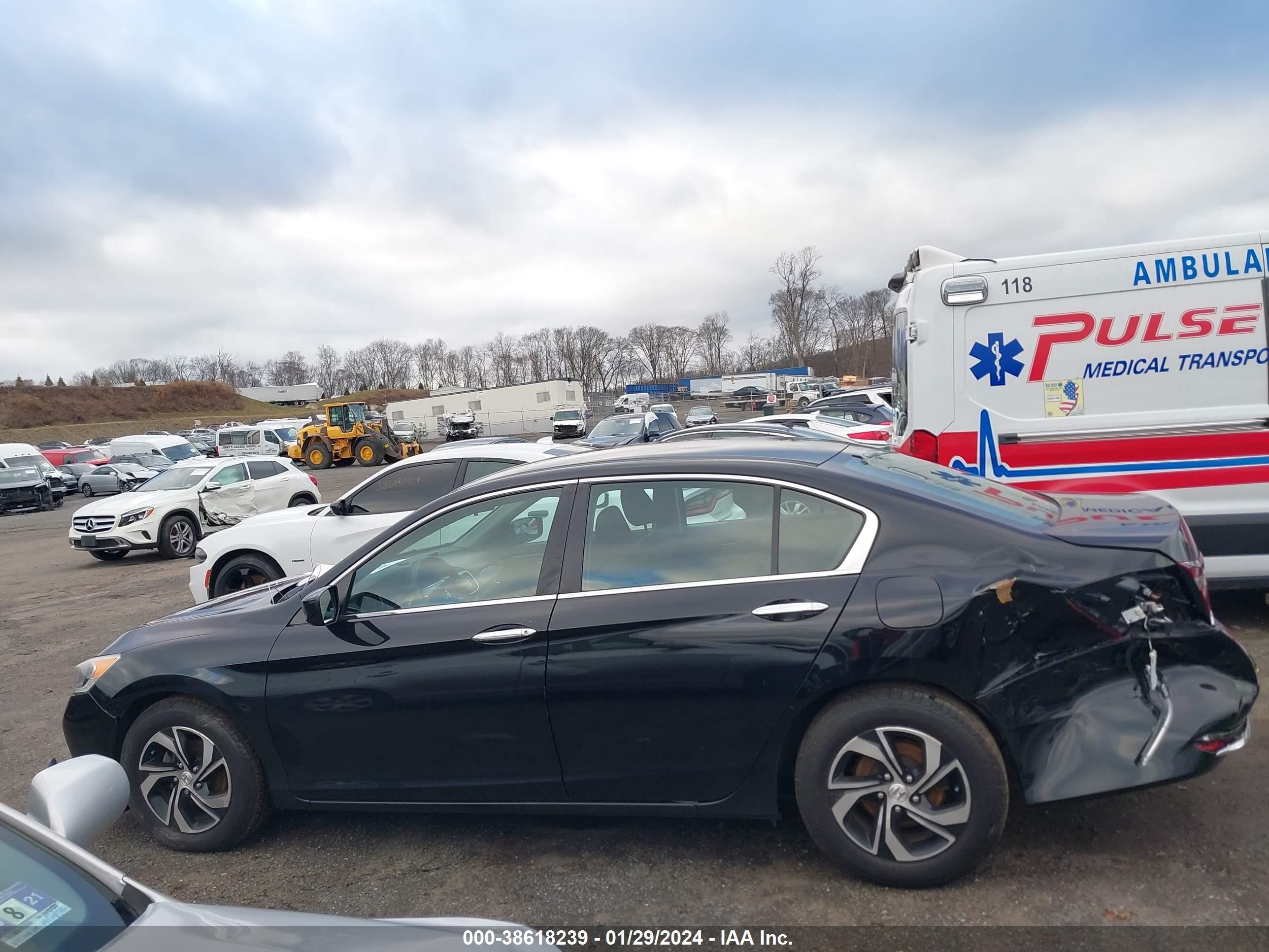 Photo 13 VIN: 1HGCR2F34GA184462 - HONDA ACCORD 