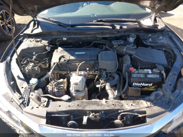 Photo 9 VIN: 1HGCR2F34GA212809 - HONDA ACCORD SEDAN 