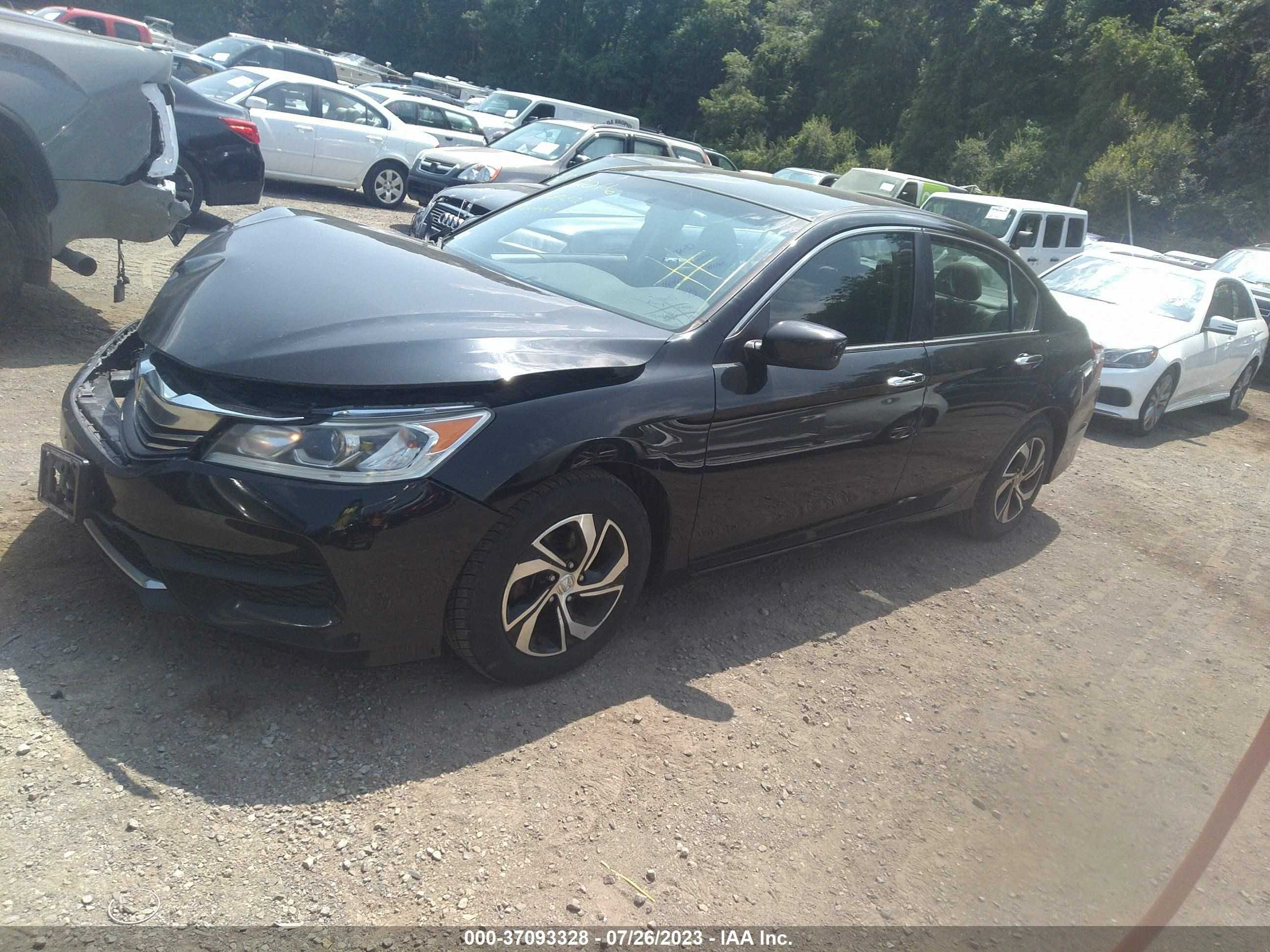 Photo 1 VIN: 1HGCR2F34GA231263 - HONDA ACCORD 