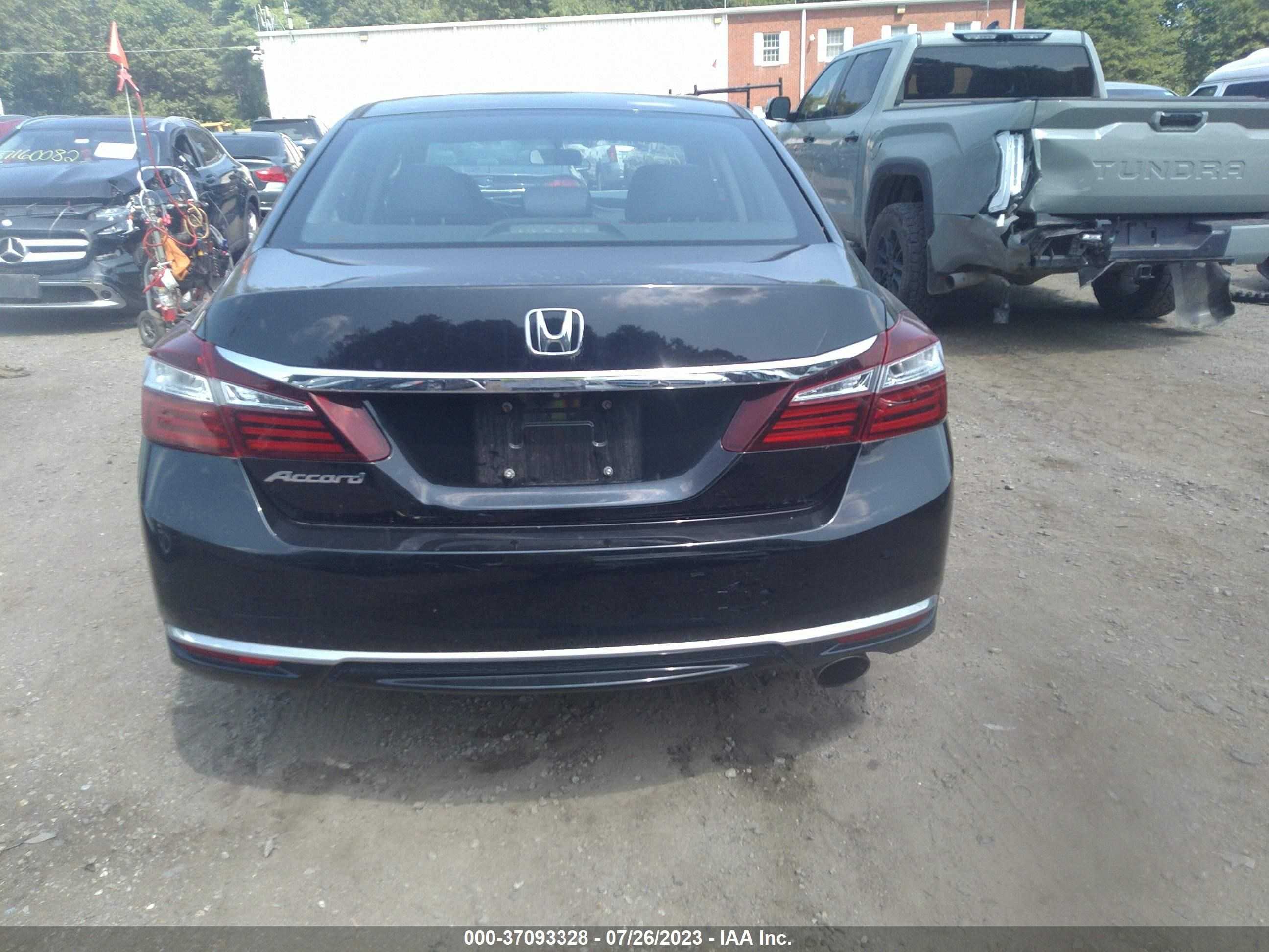 Photo 15 VIN: 1HGCR2F34GA231263 - HONDA ACCORD 