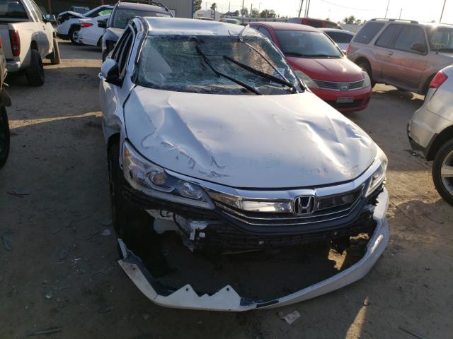 Photo 8 VIN: 1HGCR2F34GA233921 - HONDA ACCORD LX 