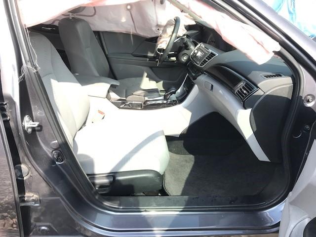 Photo 4 VIN: 1HGCR2F34HA061987 - HONDA ACCORD LX 