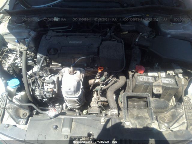 Photo 9 VIN: 1HGCR2F34HA141063 - HONDA ACCORD SEDAN 