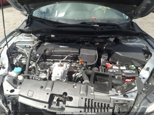 Photo 9 VIN: 1HGCR2F34HA215176 - HONDA ACCORD SEDAN 