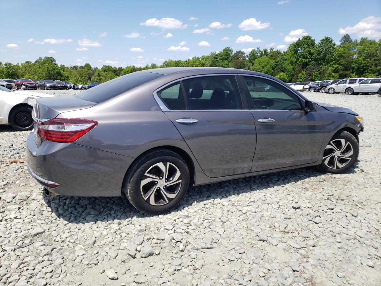 Photo 2 VIN: 1HGCR2F34HA266466 - HONDA ACCORD 