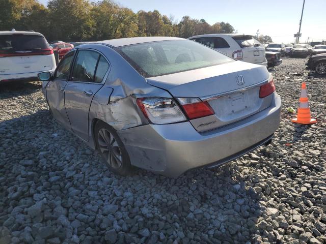 Photo 2 VIN: 1HGCR2F35DA096242 - HONDA ACCORD LX 