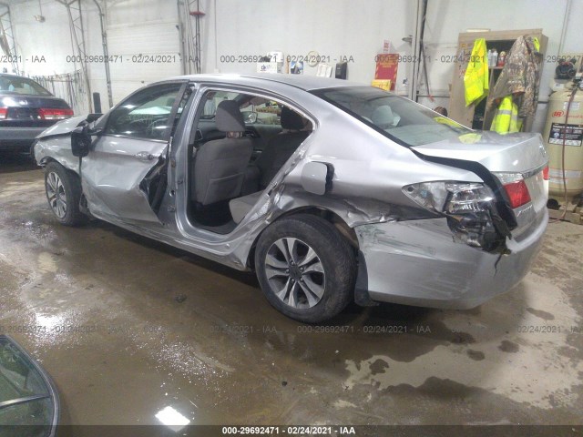 Photo 2 VIN: 1HGCR2F35DA096337 - HONDA ACCORD SDN 