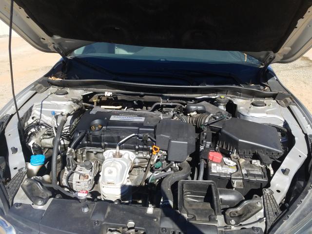 Photo 6 VIN: 1HGCR2F35DA135282 - HONDA ACCORD LX 