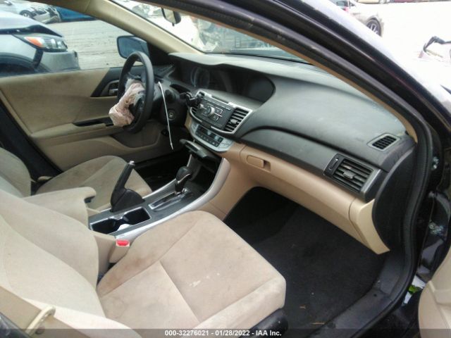 Photo 4 VIN: 1HGCR2F35DA178147 - HONDA ACCORD SDN 