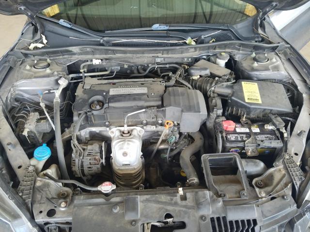 Photo 6 VIN: 1HGCR2F35DA258743 - HONDA ACCORD LX 