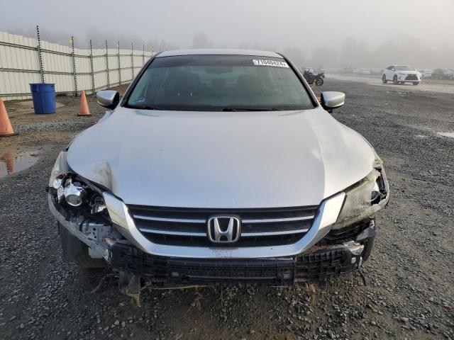 Photo 4 VIN: 1HGCR2F35DA260475 - HONDA ACCORD LX 