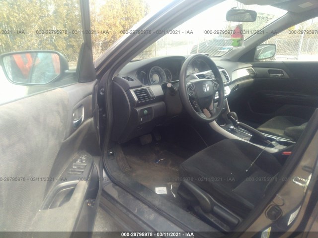 Photo 4 VIN: 1HGCR2F35DA273209 - HONDA ACCORD SDN 