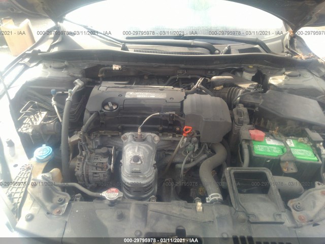 Photo 9 VIN: 1HGCR2F35DA273209 - HONDA ACCORD SDN 