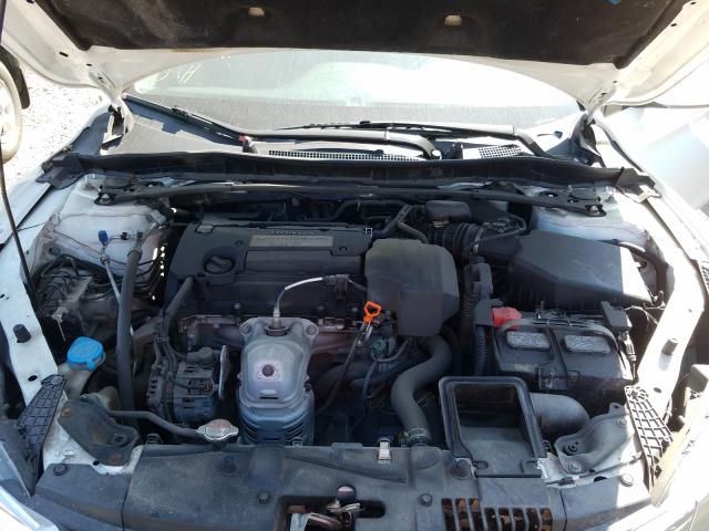 Photo 6 VIN: 1HGCR2F35DA803372 - HONDA ACCORD LX 