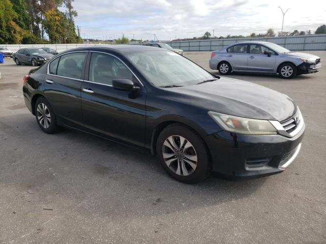 Photo 3 VIN: 1HGCR2F35EA017248 - HONDA ACCORD LX 