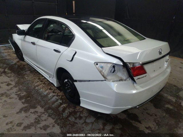 Photo 2 VIN: 1HGCR2F35EA063761 - HONDA ACCORD SEDAN 