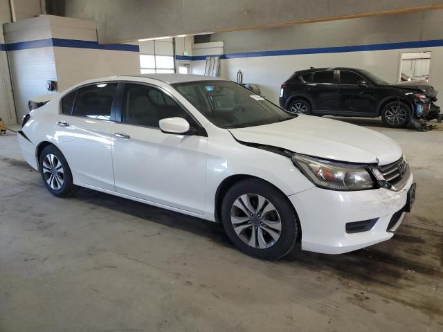 Photo 3 VIN: 1HGCR2F35EA065817 - HONDA ACCORD LX 