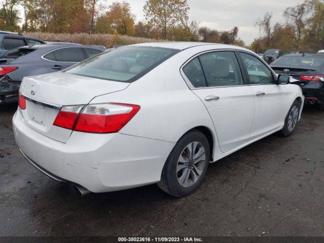 Photo 3 VIN: 1HGCR2F35EA206210 - HONDA ACCORD 