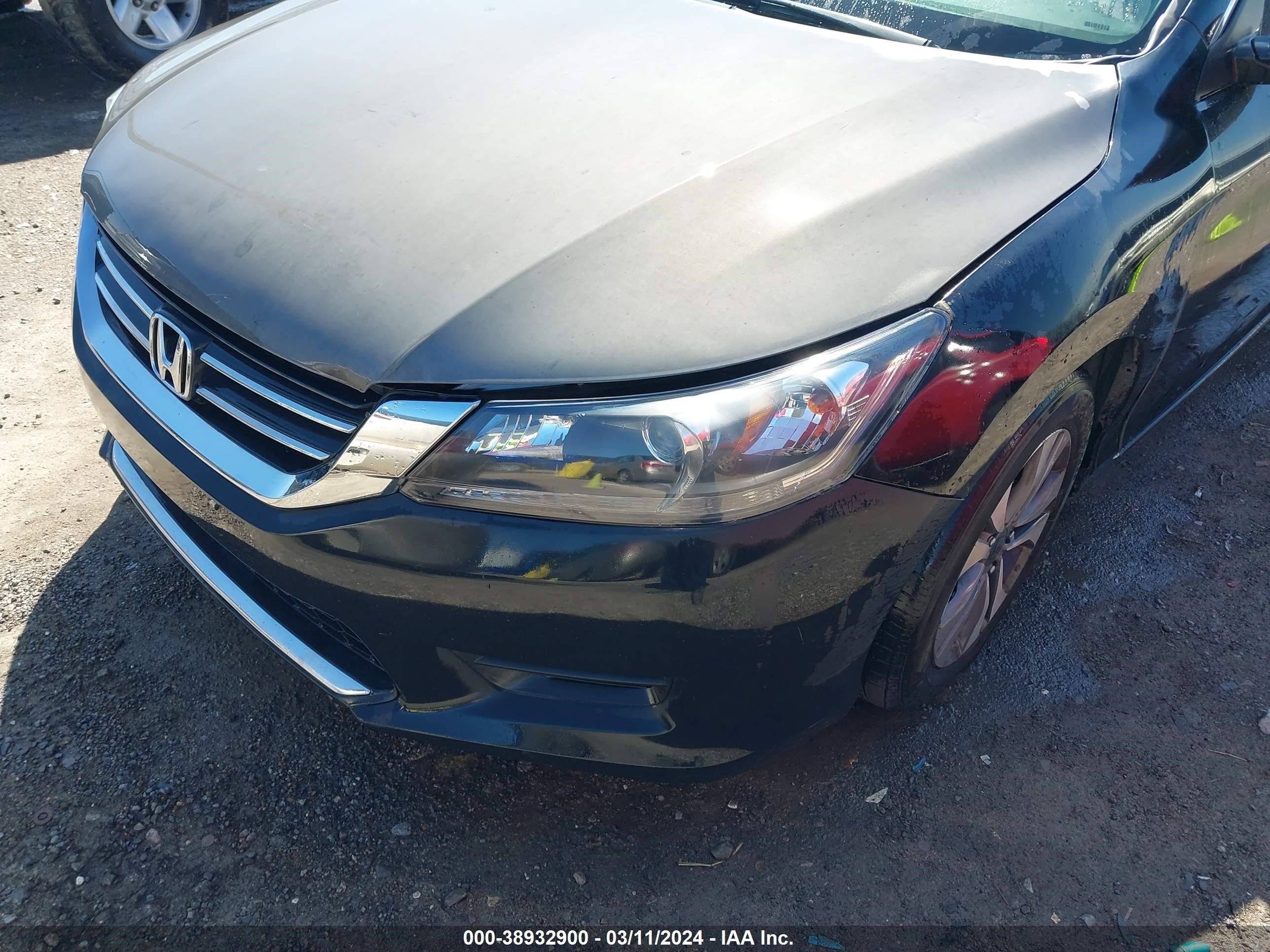 Photo 5 VIN: 1HGCR2F35EA230037 - HONDA ACCORD 