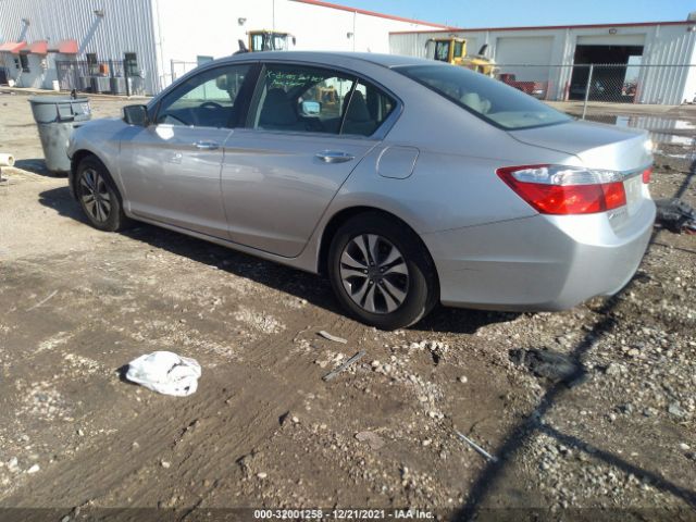 Photo 2 VIN: 1HGCR2F35EA240518 - HONDA ACCORD SEDAN 